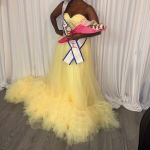 Elegant Yellow Strapless Gown